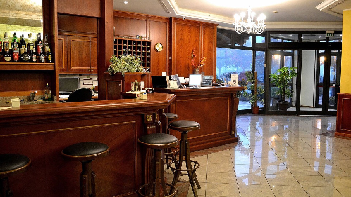 Cade-Gaida Hotel | Hotel Tricolore