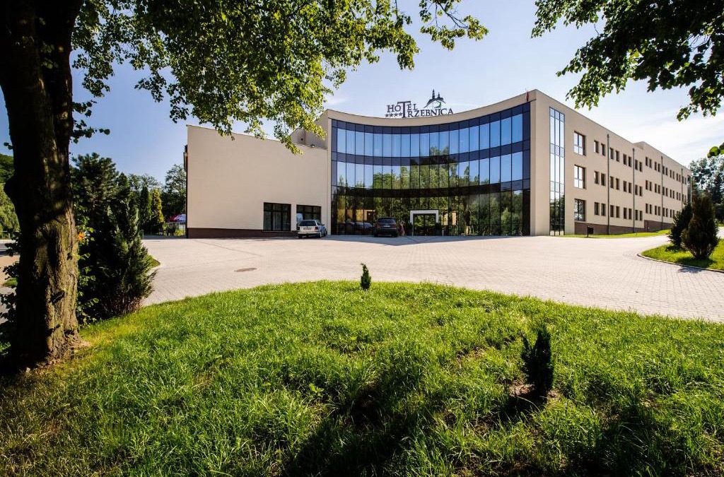 Trzebnica Hotel | Hotel Trzebnica