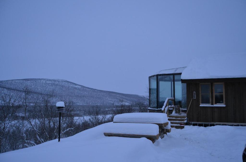 Utsjoki Apartment | Hotel Utsjoki Alissande log igloo