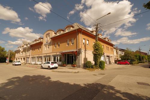 Szekesfehervar Hotel | Hotel Vadászkürt Superior