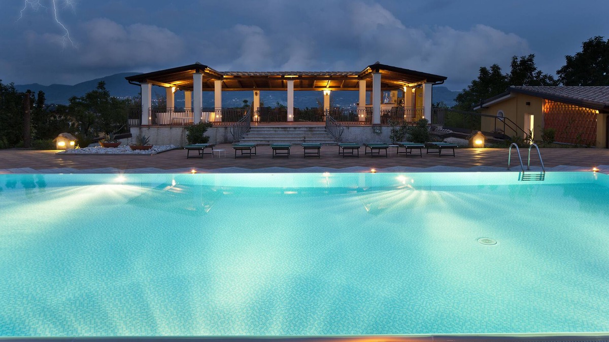 San Cipriano Picentino Hotel | Hotel Villa Rizzo Resort & Spa