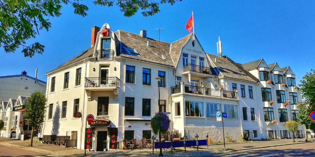 Stavern Hotel | Hotel Wassilioff - Unike Hoteller