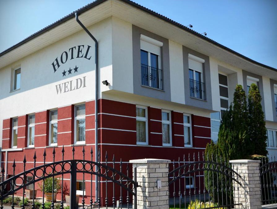 Gyor Hotel | Hotel Weldi