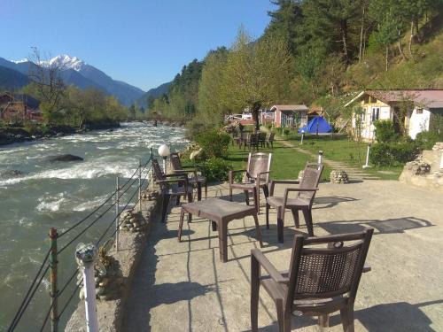 Laripora Hotel | Hotel White House