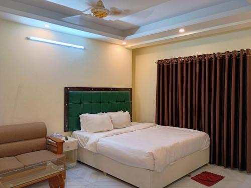 Dhaka Hotel | Hotel White Stone