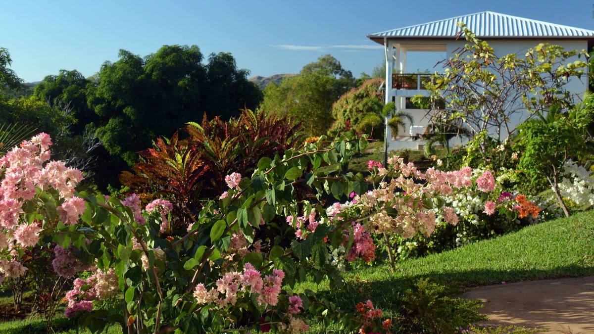 Ambondrona Hotel | Hotel with comfortable rooms and terrace with beautiful sea view