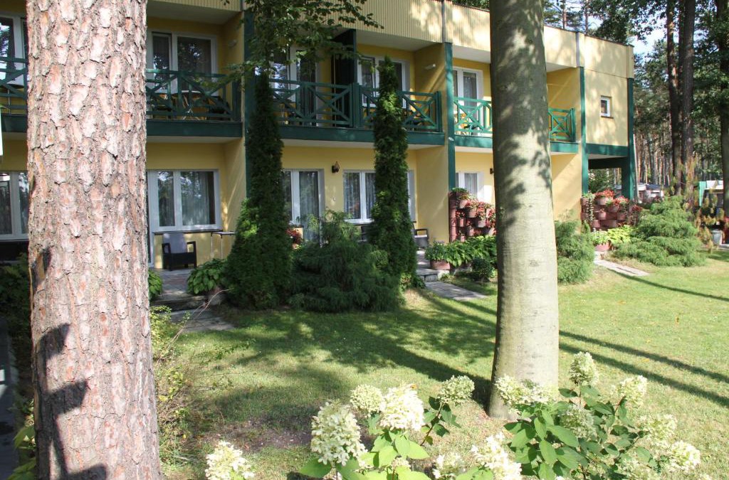Turawa Resort | Hotel Zielony & OW Borowik & Pensjonat Manhattan - Centrum Rekreacji i Wypoczynku GASTROTUR
