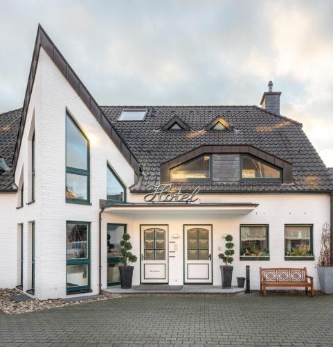 Buderich Hotel | Hotel Zur Krone