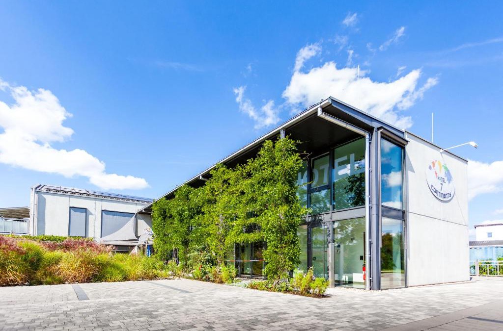 Neutraubling Hotel | Hotel7Continents