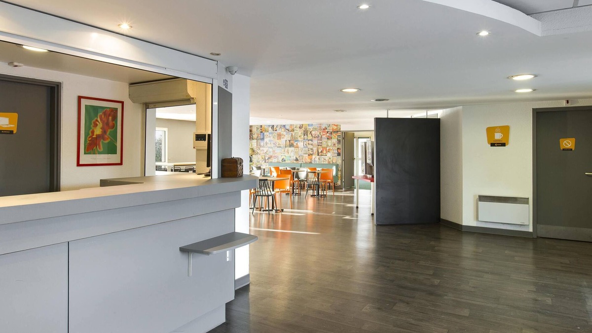 Igny Hotel | hotelF1 Igny Massy TGV