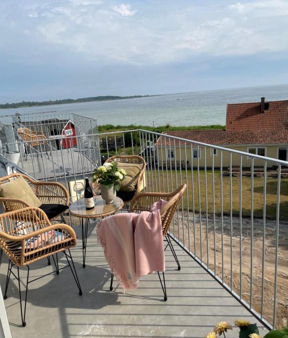Hallevik Hotel | Hotell Hanöhus Hällevik