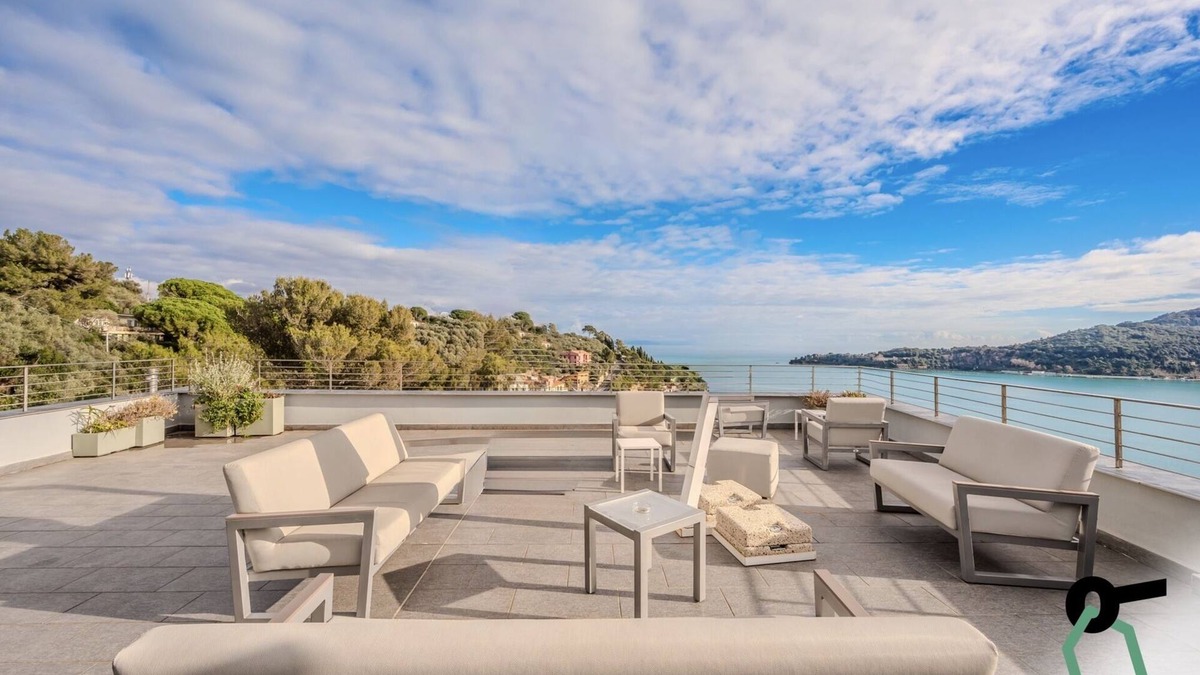 Portovenere Hotel | Hotiday Room Collection - Porto Venere