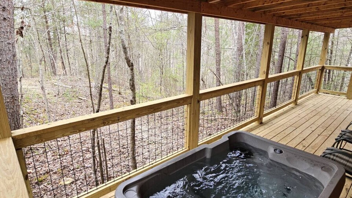 Saint Helens Cabin | HotTub, Arcade | Red River Gorge