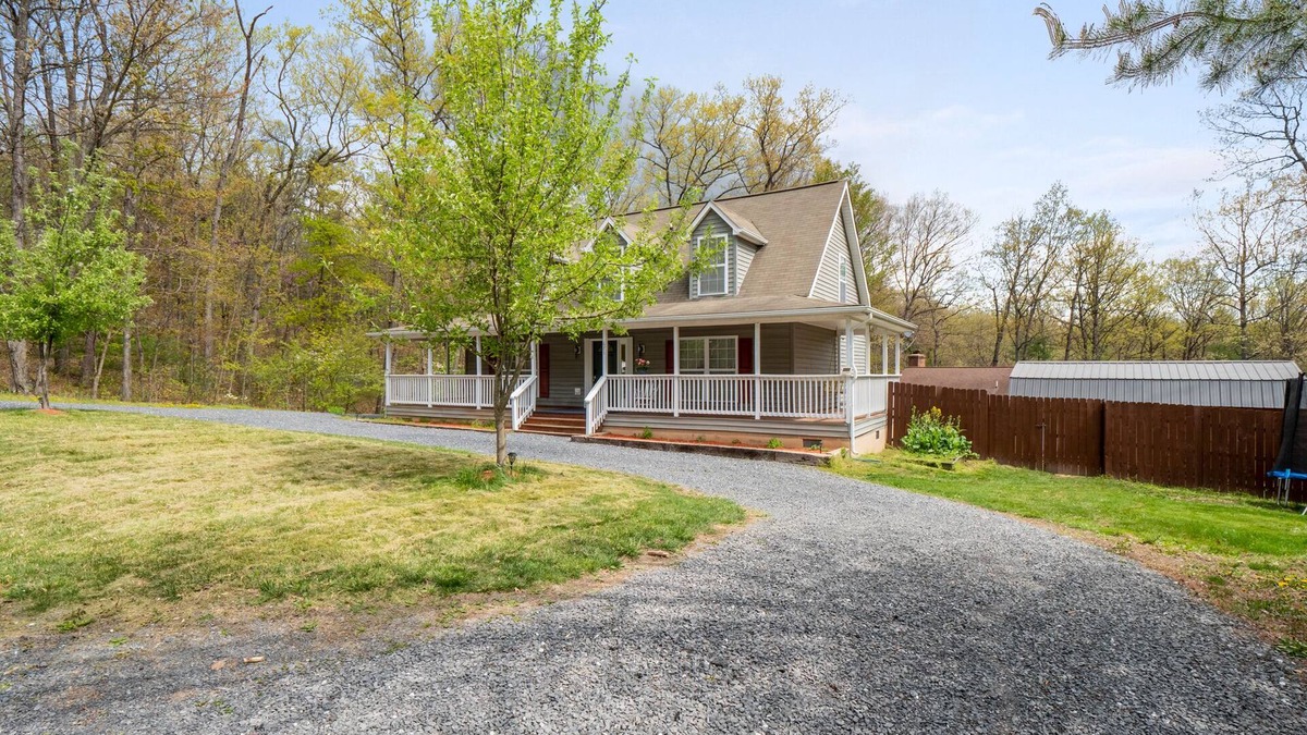 Mount Jackson House | Hottub 🌴, Baby friendly👶, fire-pit 🔥, Views 🌁