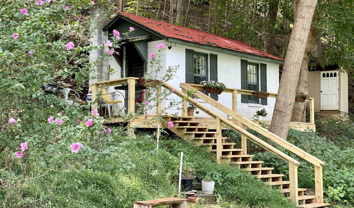Shepherdstown House | House ∙ 1 bedroom ∙ 2 guests