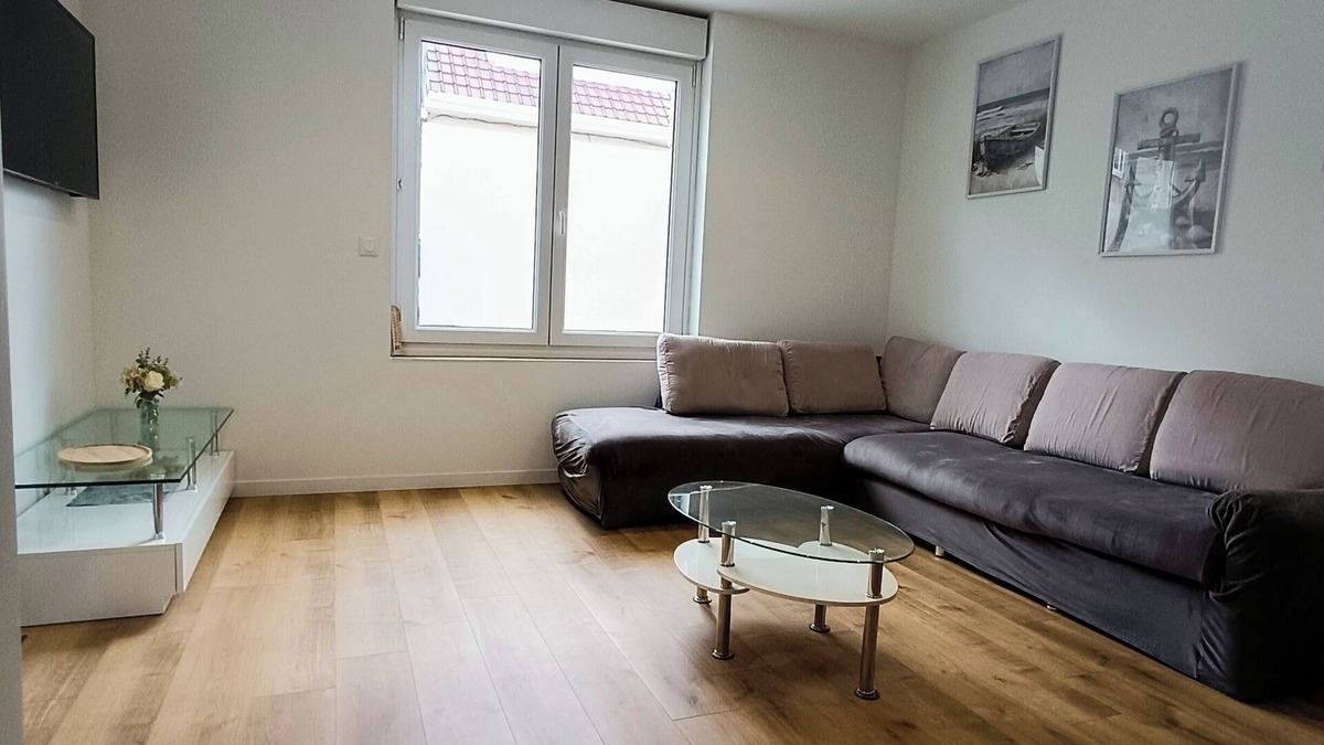 Petit-Fort-Philippe House | House 1 min from the beach of Petit Fort Philippe