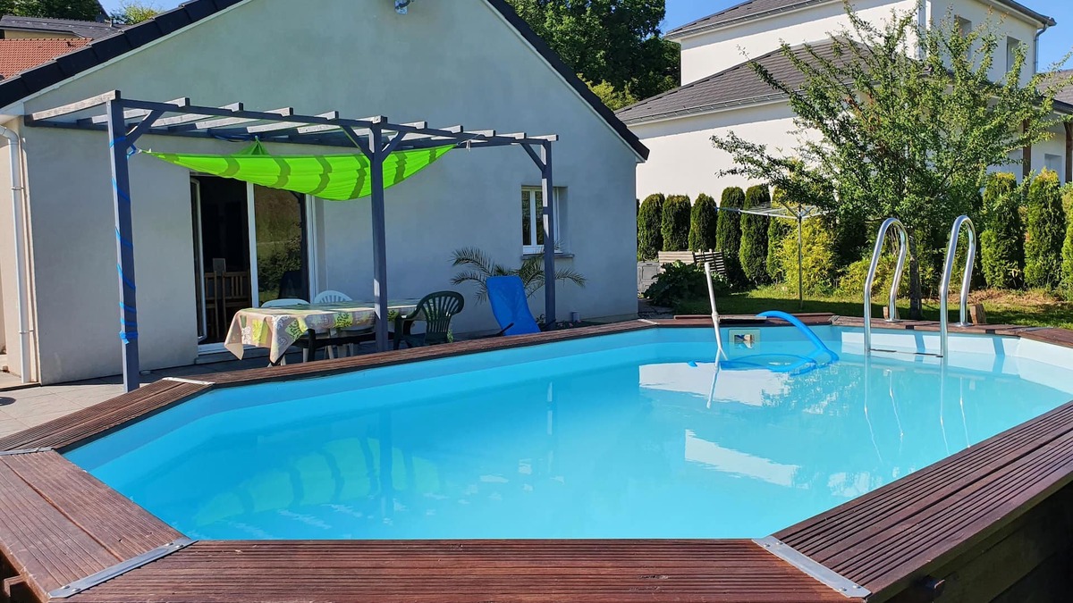 Montfaucon House | House 12 people with swimming pool and wood stove.