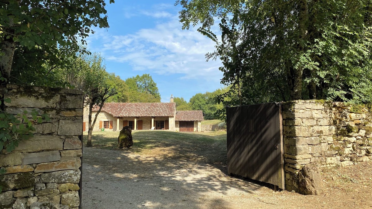 Espinas House | House 160 m2 on 6000 m2, sleeps 12 Private garden + shared swimming pool