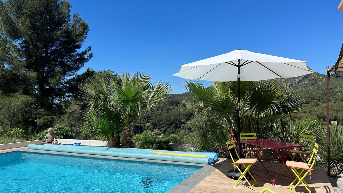 La Treille Villa | House 160m2 at the foot of GARLABAN