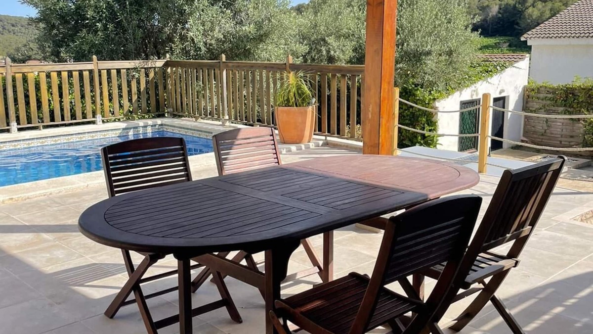 Calafell House | House 2/5 people pool secure access children/enclosed garden