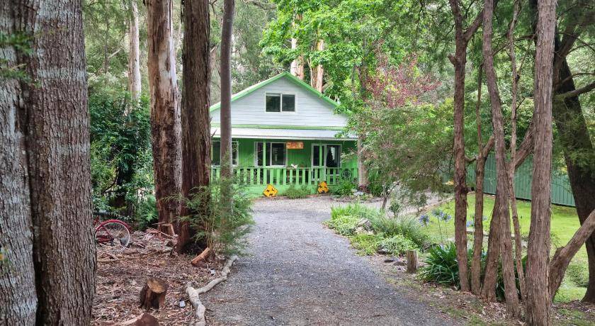 East Warburton House | House ∙ 2 bedrooms ∙ 4 guests