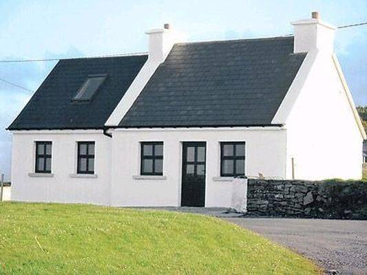 Doonbeg House | House ∙ 2 bedrooms ∙ 3 guests