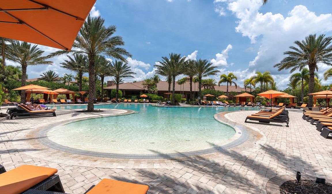 Bradenton House | House ∙ 2 bedrooms ∙ 6 guests