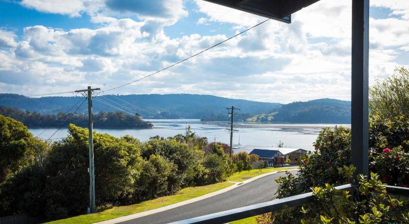 Narooma House | House ∙ 3 bedrooms ∙ 6 guests