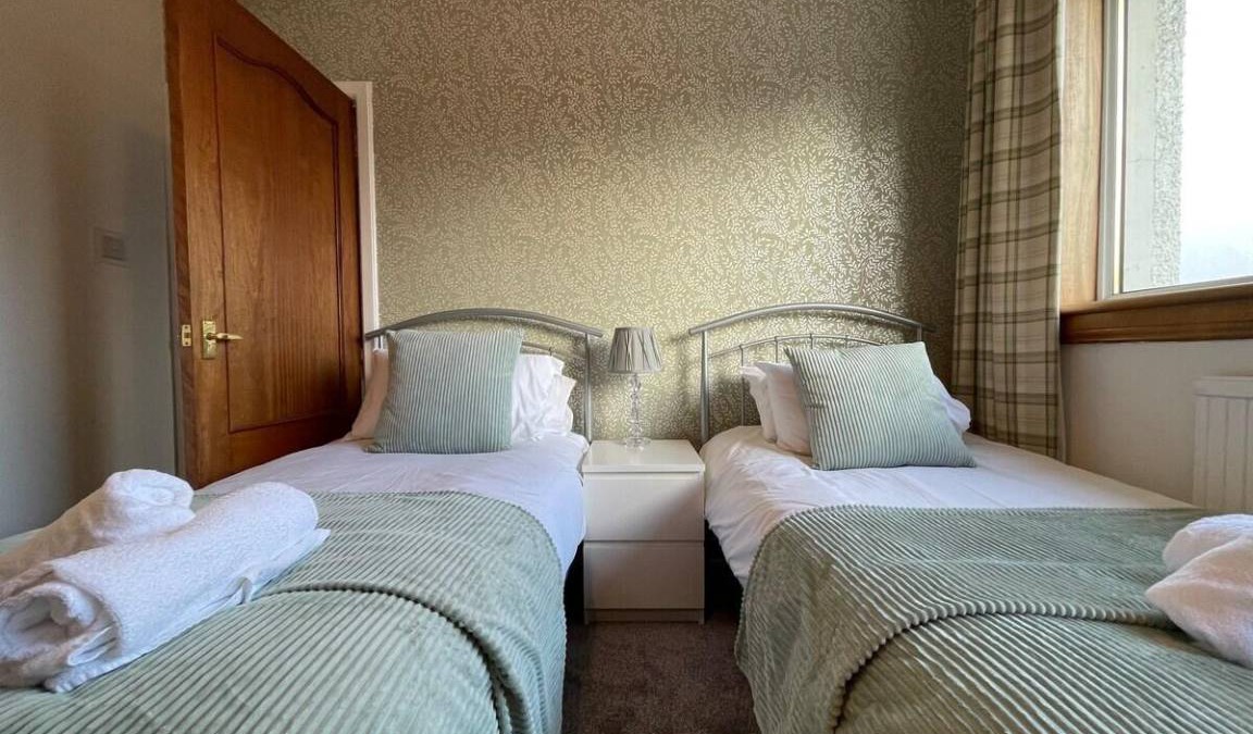 Bishopton House | House ∙ 3 bedrooms ∙ 6 guests