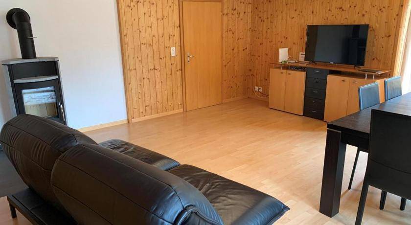 Luchsingen House | House ∙ 4 bedrooms ∙ 7 guests