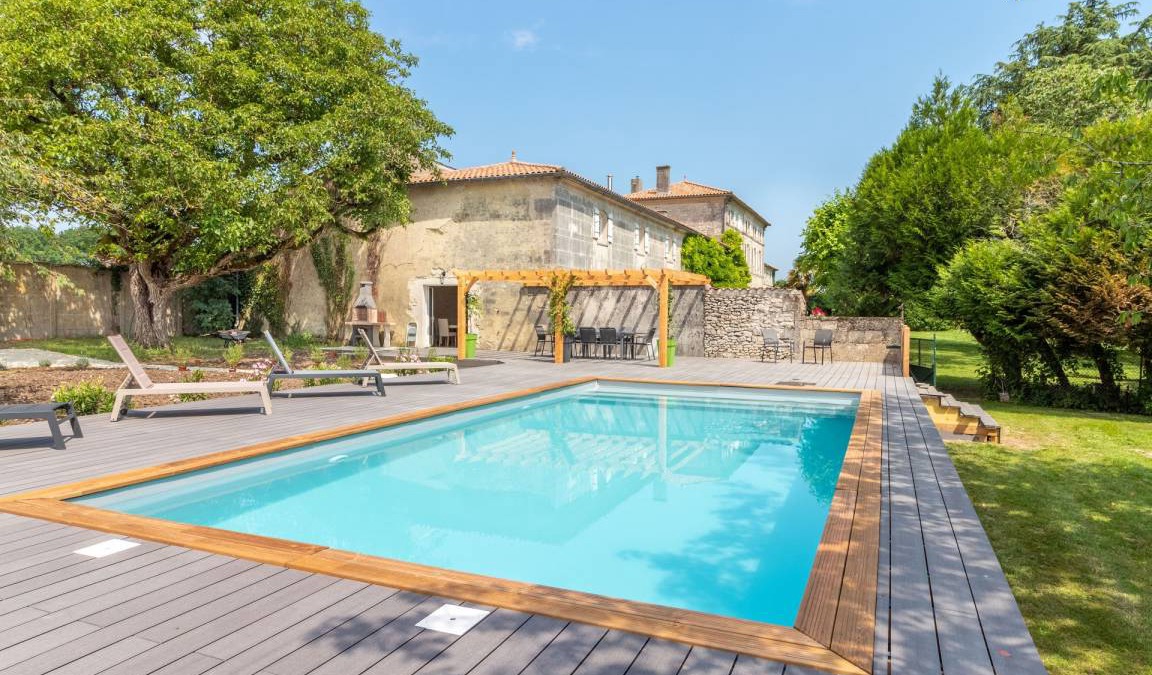 Louzac-Saint-Andre House | House ∙ 4 bedrooms ∙ 10 guests