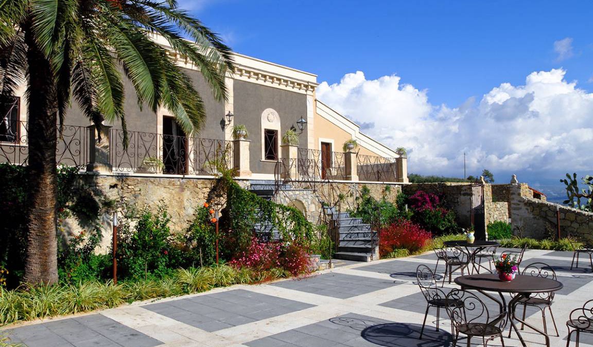 Centuripe House | House ∙ 5 bedrooms ∙ 12 guests