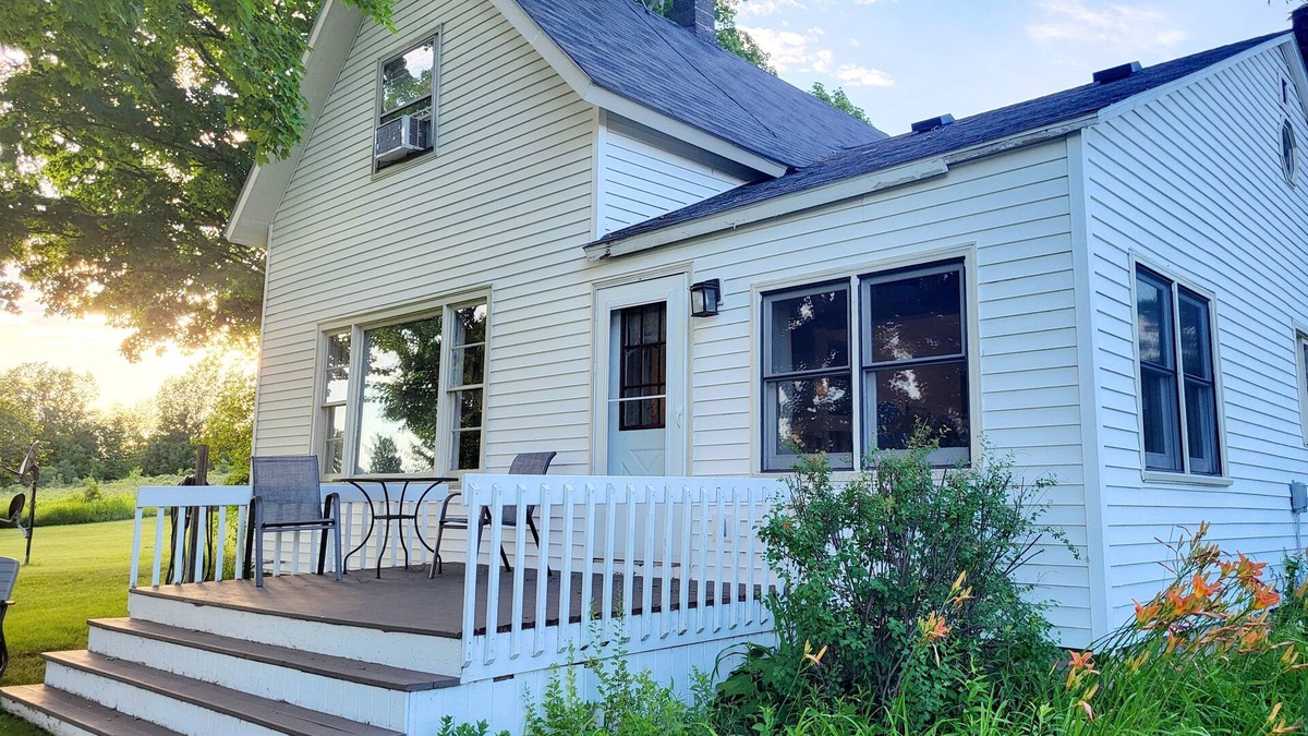 Copemish Other | House - 5 min. to Crystal Mt Resort * Pet Friendly * Family Friendly