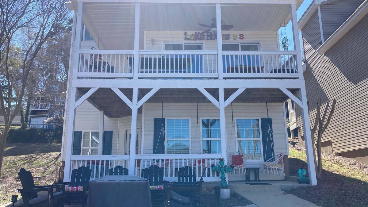 Leesburg House | House #58 Lake Life pet friendly