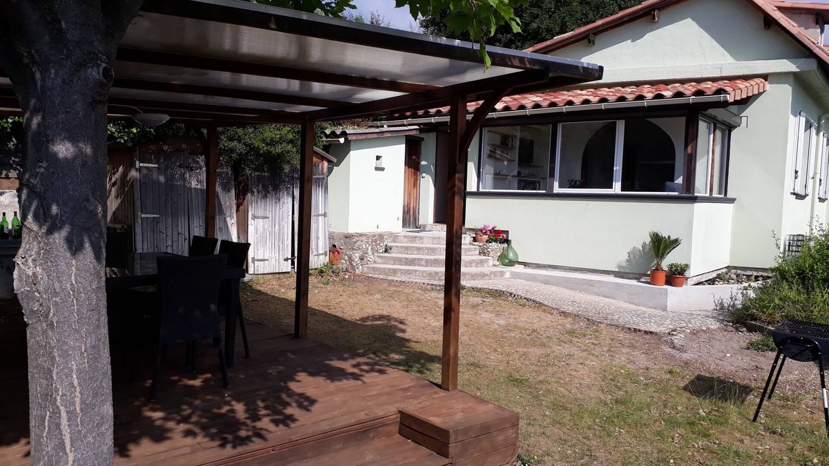 Saint-Sylvestre House | House 68m², Garden