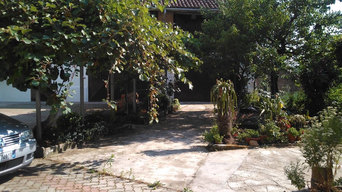 Asti Apartment | House Aromas and Art accommodation UNDERGROUND