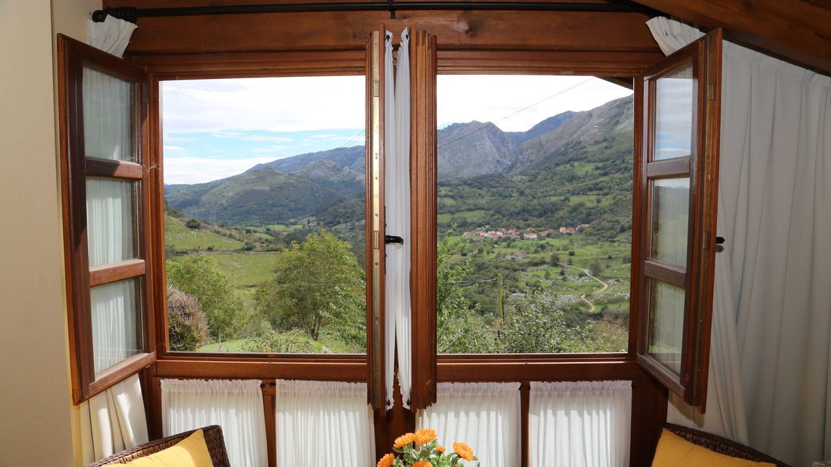 Panes Cottage | HOUSE BELOW, HOUSE BELOW