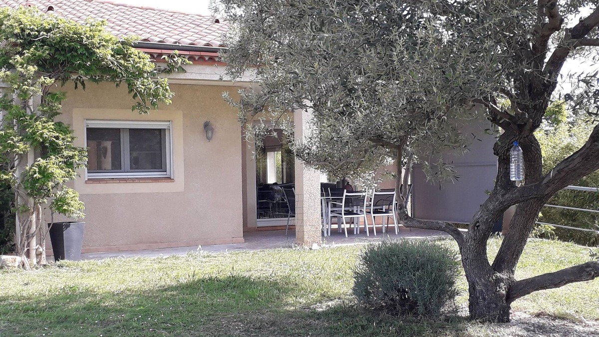 Cuxac-dʼAude House | House between sea, pool and garrigue