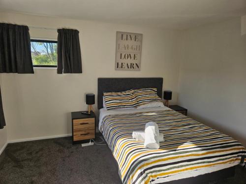 Christchurch House | House by the golf course