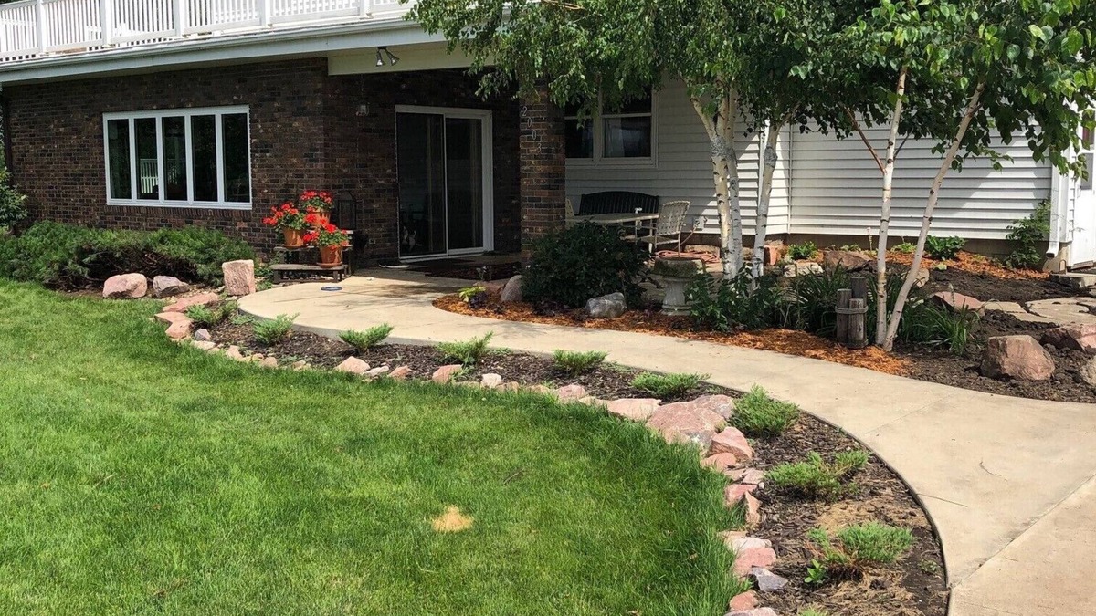Sioux County Other | House by the Pond!
