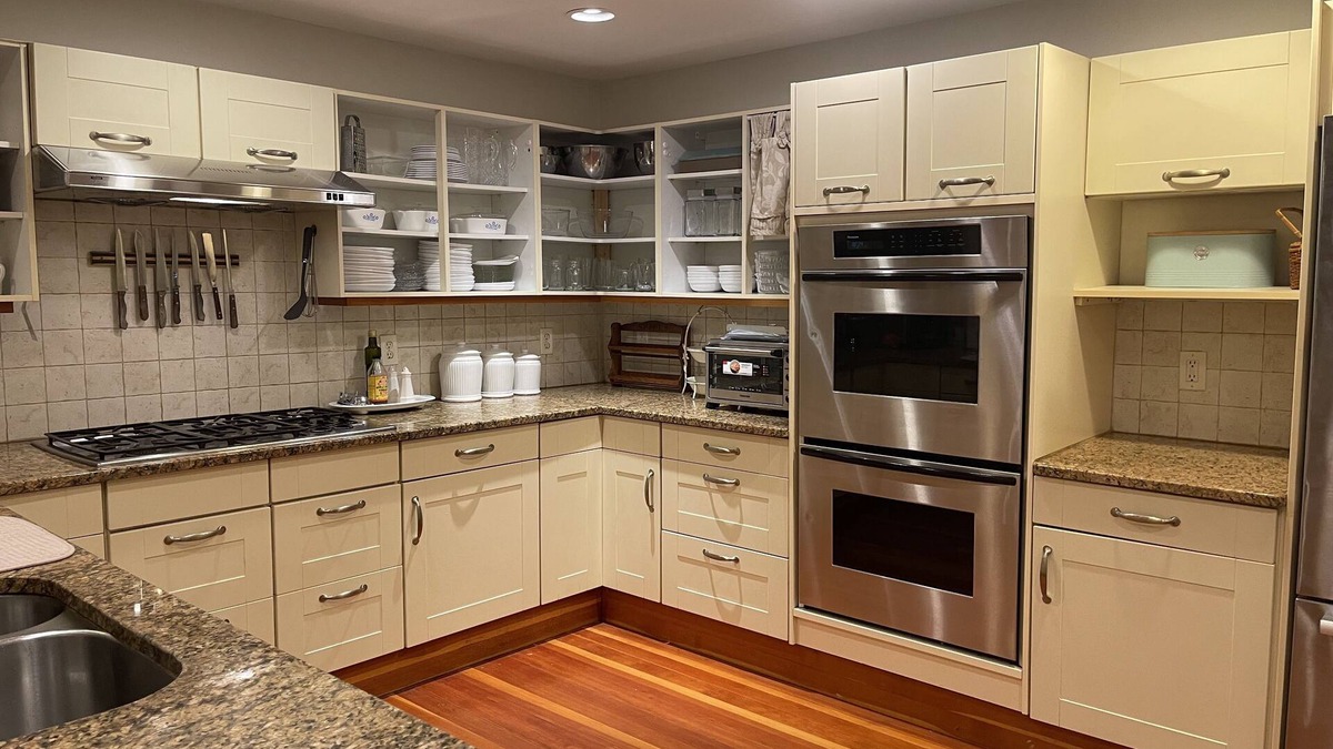 Andover House | house close to Phillips academy and down town