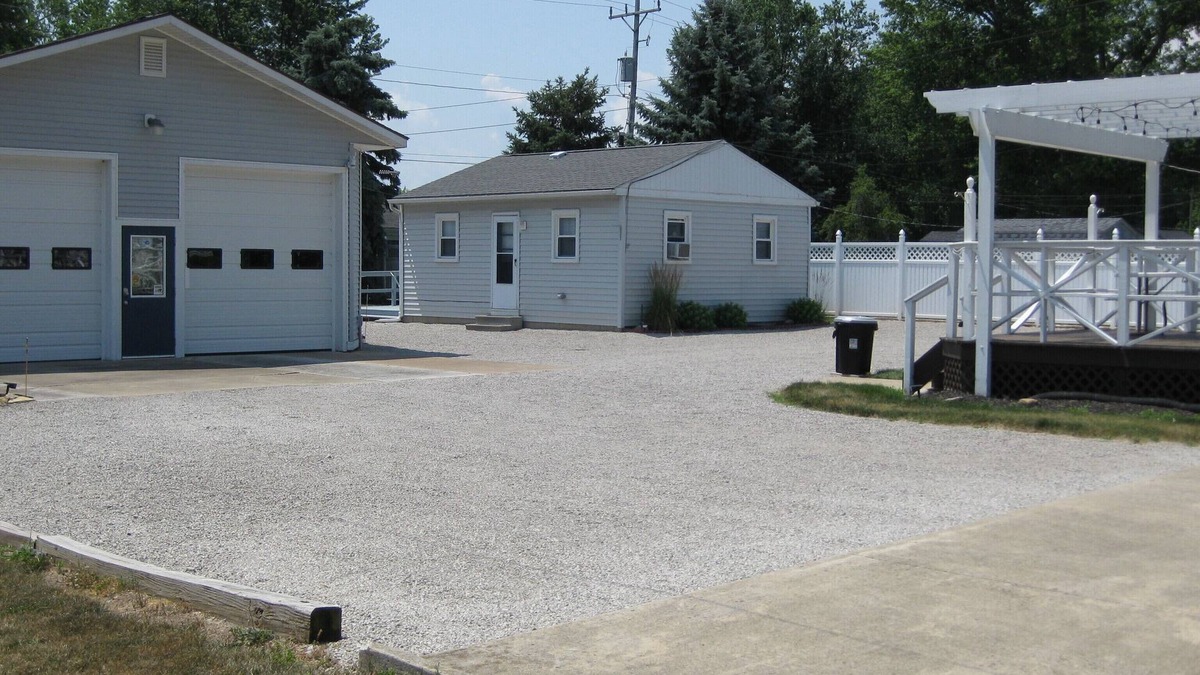 Gypsum House | House, Cottage, Garage, Sleeps up to 12 people