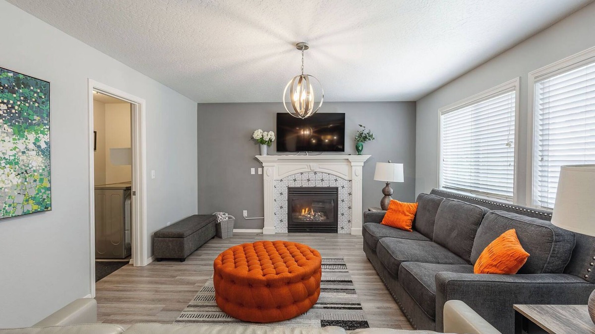 Boise House | House for 15 with Firepit near The Village (Shops)