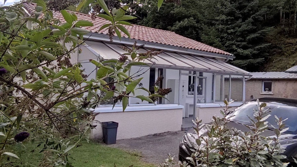 Vocance Villa | House for 4 People with Unobstructed Valley View
