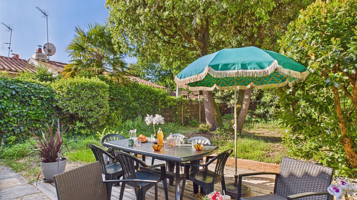 Chateau-d'Olonne Ski Chalet | House for 5 - 300m from Tanchet beach