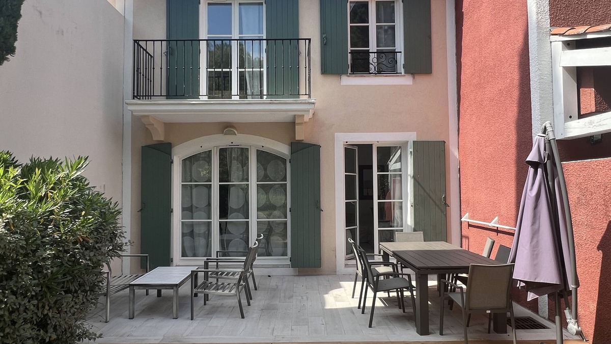 Les Restanques House | House for 6 people, 2 bedrooms, 3 swimming pools, entertainment, shows, tennis