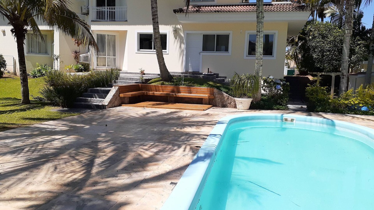 Jurere Internacional House | House for 12 people in Jurerê Internacional 200 m from the beach
