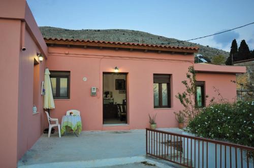 Apostoli House | House For Rent In Apostolous