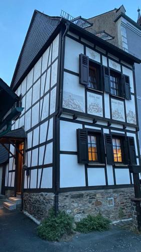 Mainz-Bingen House | House Four Castles View - A whole House for you!