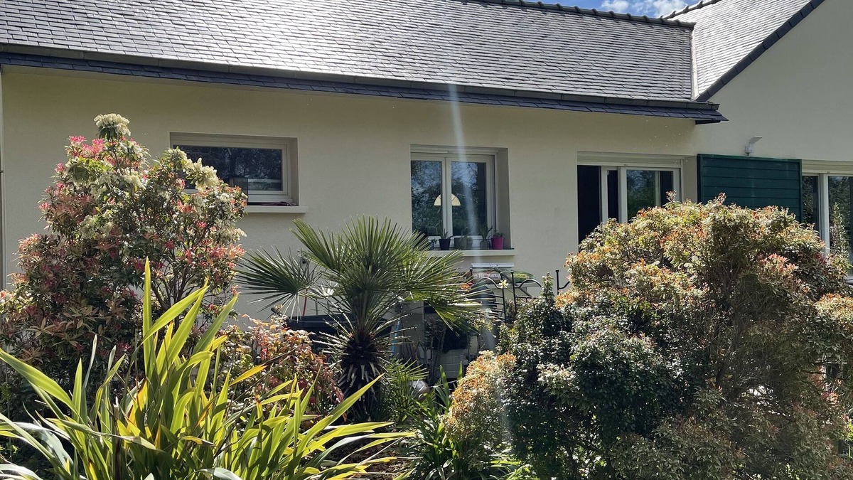 Hanvec House | House